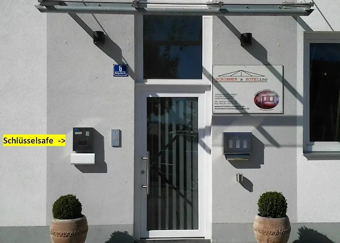 Schirmer's Hotelino