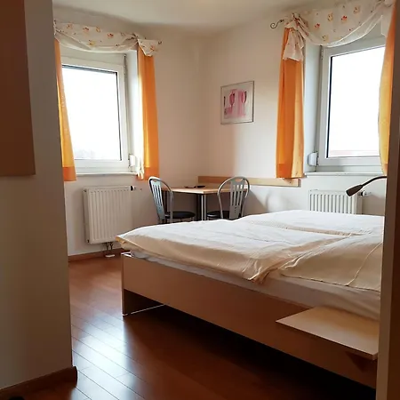 Schirmer`s Hotelino
